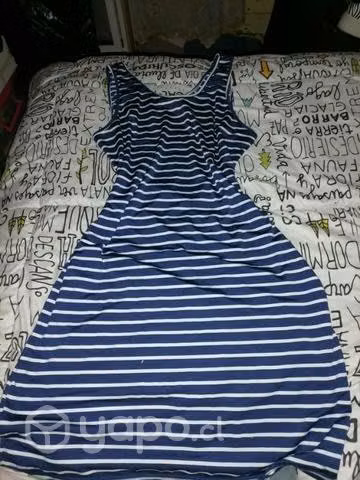 Botines, libros, ropa