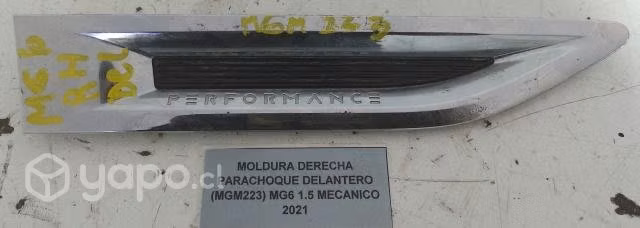 Moldura Derecha Parachoque Delantero (MGM223) MG6