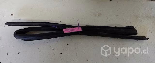 Goma Vidrio Puerta Del der (MT2056) Maxus T60 2018