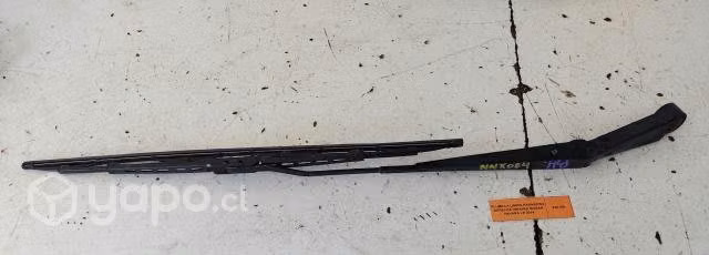 Plumilla Limpia Parabr Der (NNX084) Nissan Navara