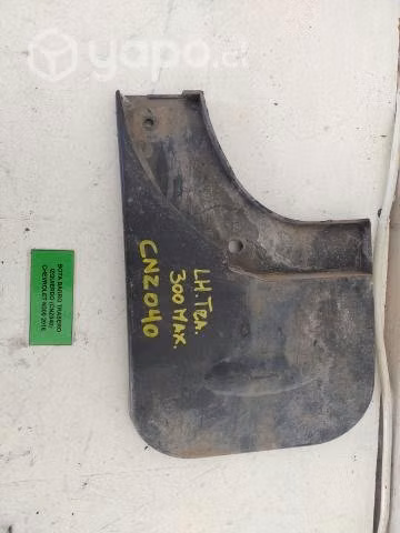 Bota Barro Trasero Izquierdo (CNZ040) Chevrolet N3