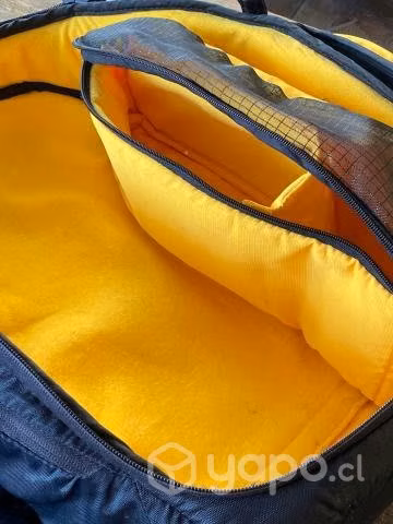 Sony HXR-NX5E + Bolsa, Baterias, Luz, Tripode