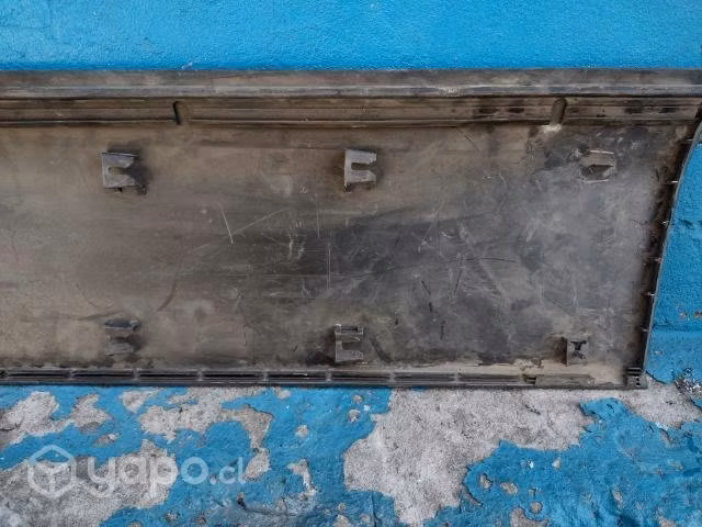 Moldura de puerta del der Suzuki grand nomade 2010 - Imagen 4