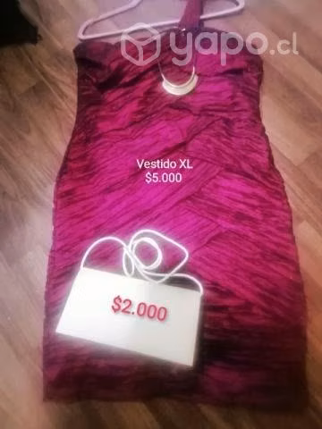 Vestido de fiesta y cartera