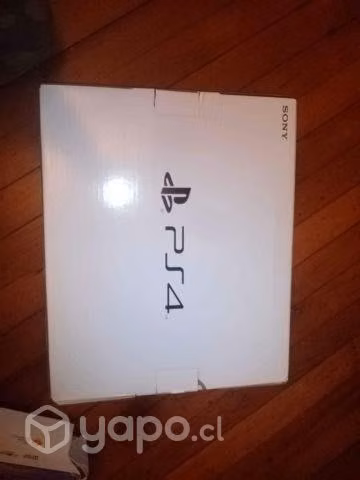 Play station 4 con dos controles y 4 juegos