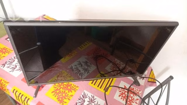 TV LG 32 PULGADAS EN EXCELENTE CONDICIONE - Imagen 2