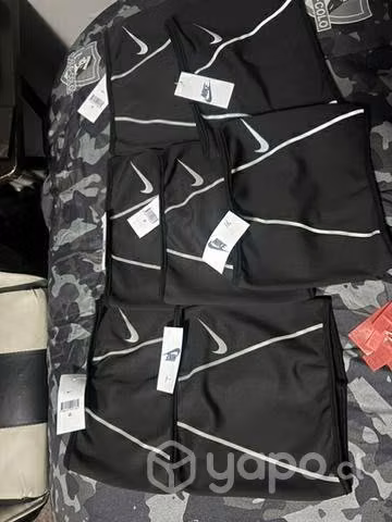 Cuellos estilo Piero47