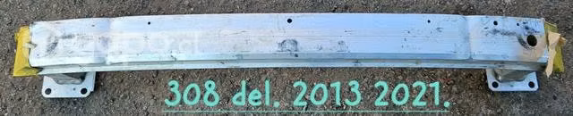 Refuerzo delantero  buen estado