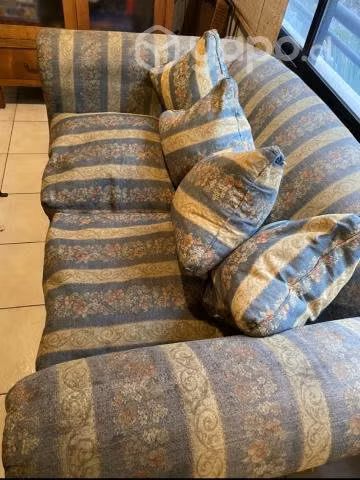 Sofa verde