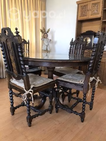 Comedor español antiguo