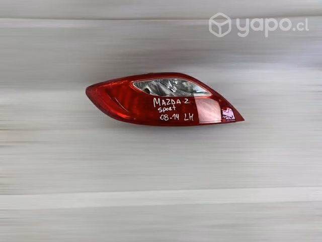 Foco trasero Lh Mazda 2 sport 2008 2014