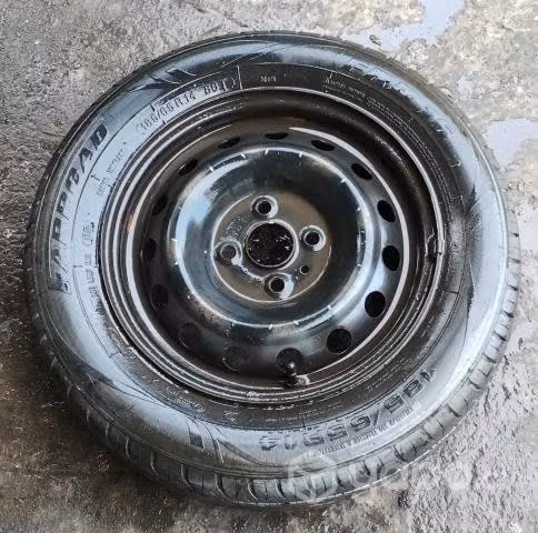 Llanta de fierro 185/65 R14