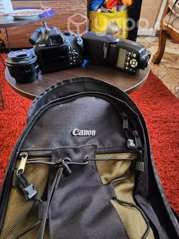 Canon EOS T5 a solo 220.000