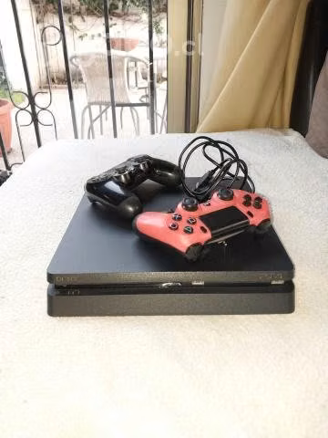 Consola Playstation 4 Slim