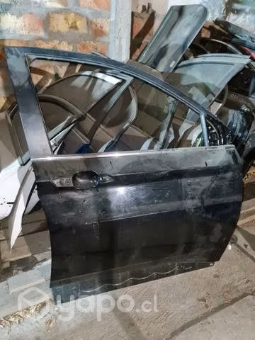 Puerta delantera derecha Chevrolet Captiva 2021