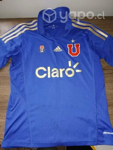 Polera Universidad de Chile