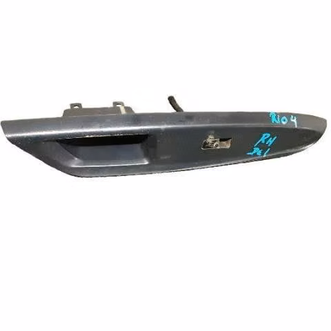 Boton alzavidrio delantero derecho kia rio 4 2013