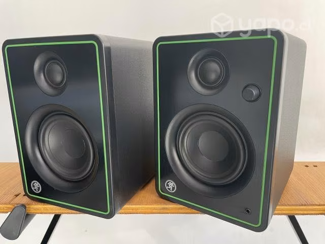 Mackie CR4 Monitor de Estudio 4"