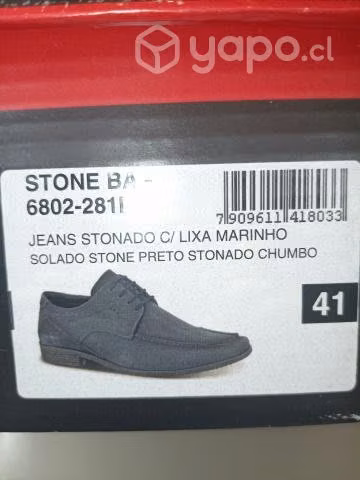 Zapato semi nuevo