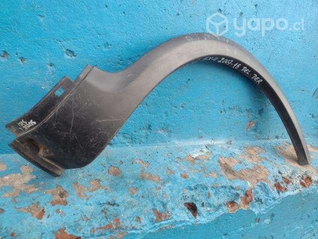 Moldura del der Suzuki SX - Imagen 3