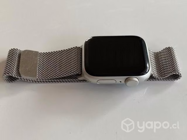 Apple Watch SE GPS, 40mm Silver
