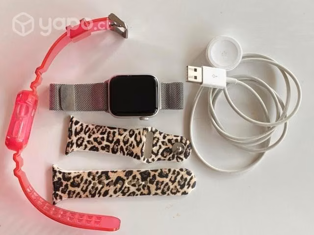 Apple Watch SE GPS, 40mm Silver