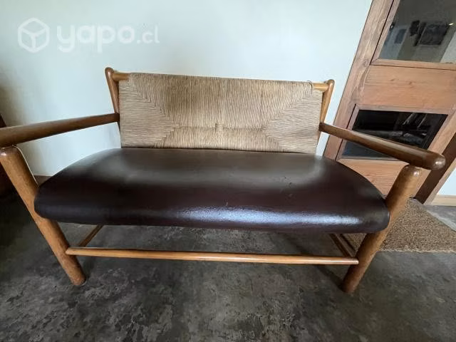Sillón de totora y ecocuero
