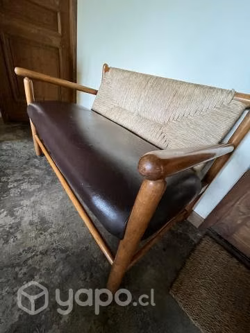 Sillón de totora y ecocuero