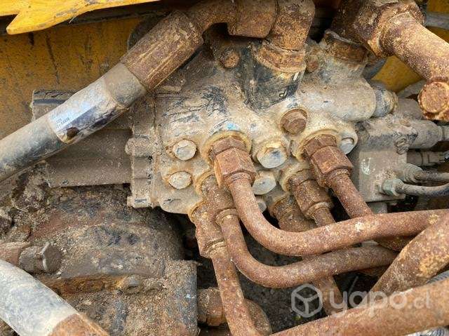 Caja de válvula Minicargador jcb 225 - Imagen 5