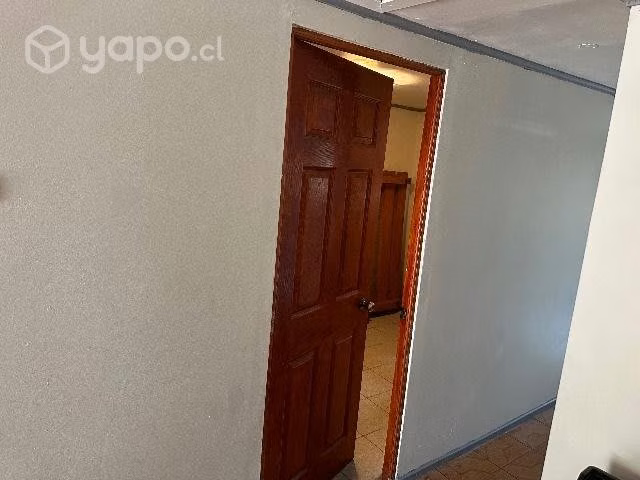 Casa de 2 pisos.