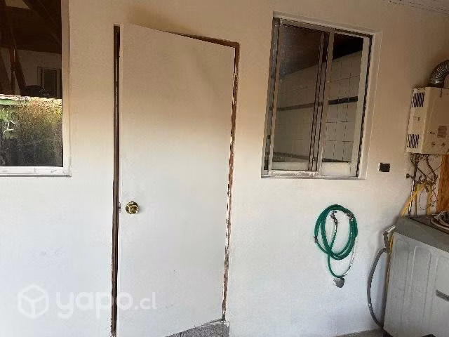 Casa de 2 pisos.