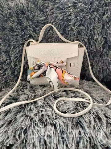 Hermosos bolsos y bandoleras - Imagen 3