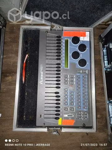 Consola DMX ACME con sus luces