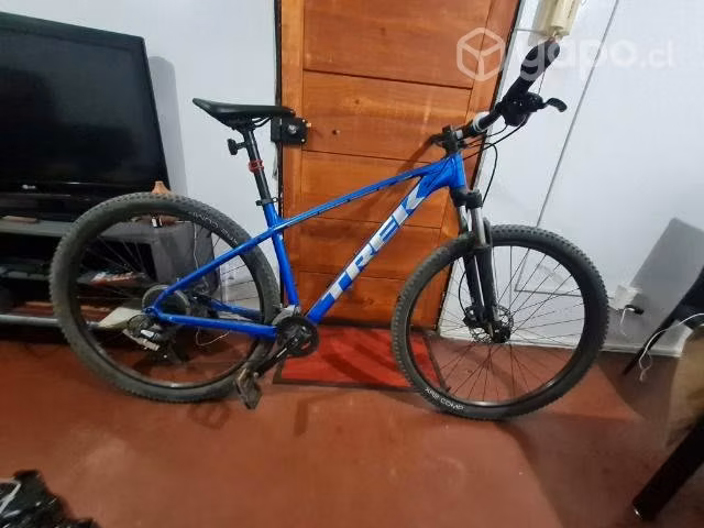 Bicicleta trek marlin 6+casco y luces regalo