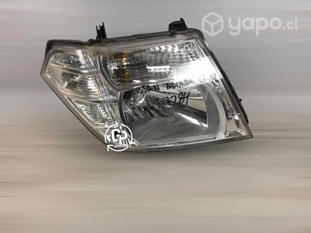 Foco óptico Rh Nissan Navara 2007-2014