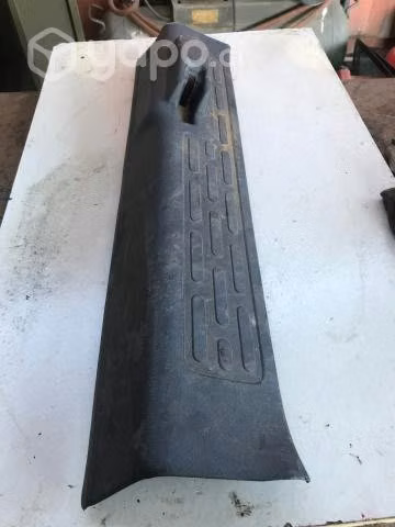 Cubre zocalo del izq Honda Ridgeline 2010-2015
