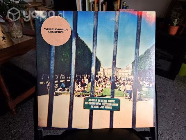 Tame Impala - Lonerism $35.000