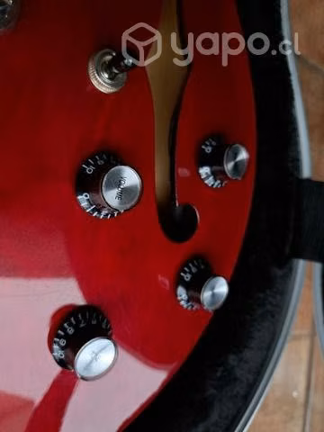 Guitarra Eléctrica Epiphone Dot con flightcase SKB