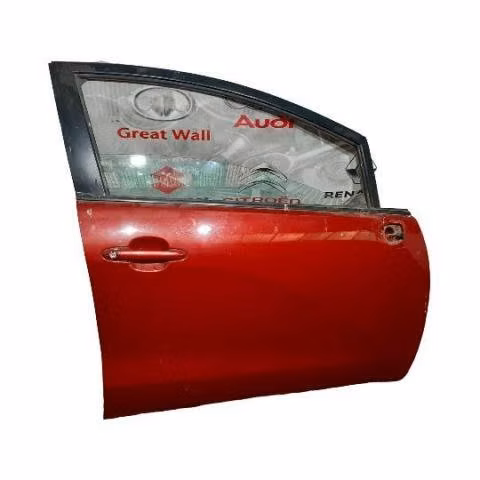 Puerta delantera derecha kia rio 4 2013 solo lata