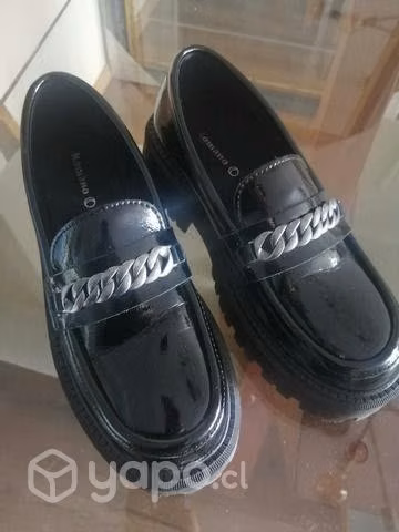 Mocasín Romano casi nuevo