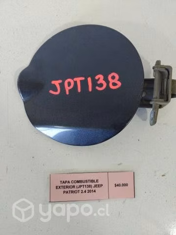 Tapa Combustible Exterior (JPT138) Jeep Patriot