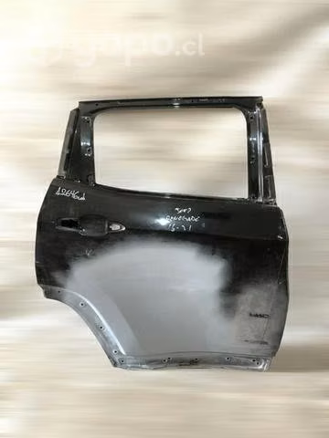 Puerta trasera RH Jeep Renegade 2016 2021