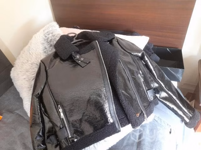 Chaqueta nueva