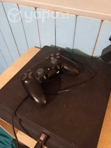 Ps4 slim con juegos digitales y físicos