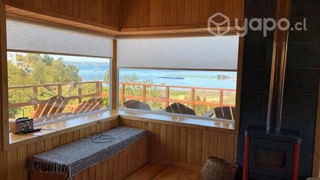Hermosa casa Isla grande Chiloé, vista al mar