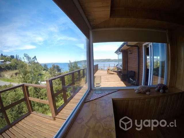 Hermosa casa Isla grande Chiloé, vista al mar