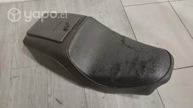 Asiento De Moto Antigua .yamaha Rx50 Año 1982