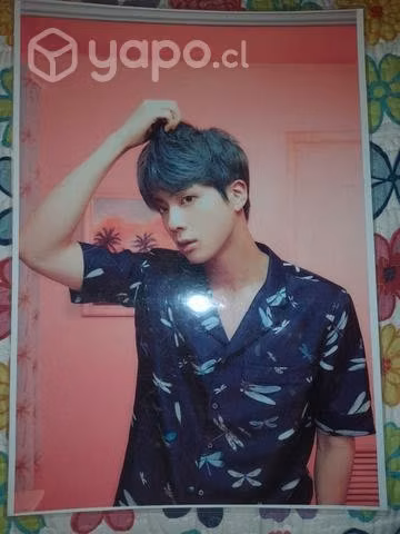 Posters termolaminados de V y Jin de BTS