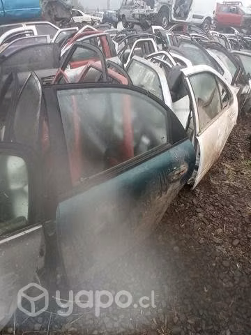 Daewoo nubira Puerta trasera izquierda envio regs
