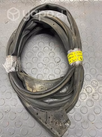 Goma contorno puerta trasera izq Maxus T60 2018